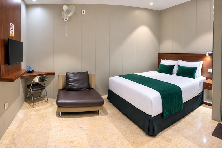 Others 3, 555 Nangka Guest House, Jakarta Selatan