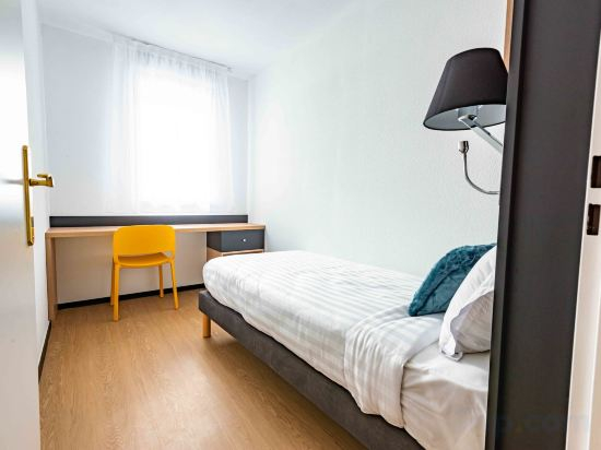 Others 3, Apparthotel le Hüb Grenoble, Isère