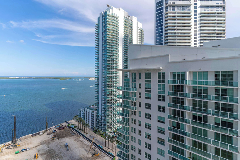 Others 5, Brickell Bay View Pool & Gym, Miami-Dade