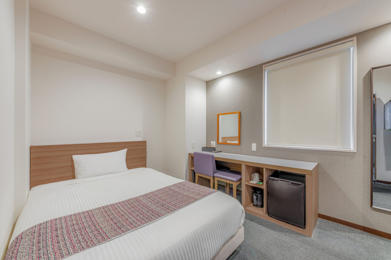 Bedroom 2, Hotel Reference Hakata Reisen, Fukuoka