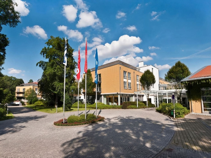 Exterior & Views, Seminaris Sunday See Hotel Potsdam, Potsdam