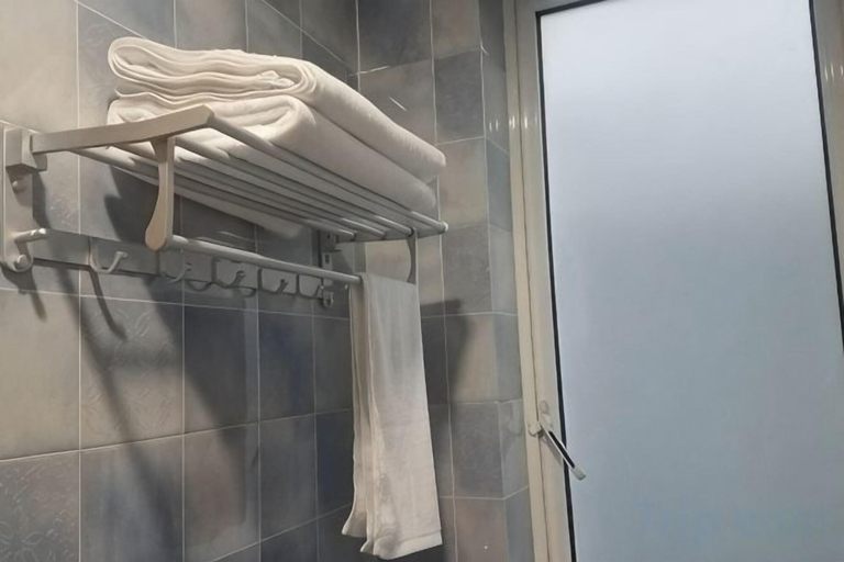 Bathroom 4, Abin Inn, Shanghai