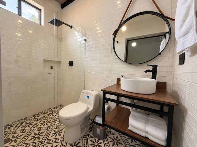 Bathroom 5, Hotel Loft 32, Medellín