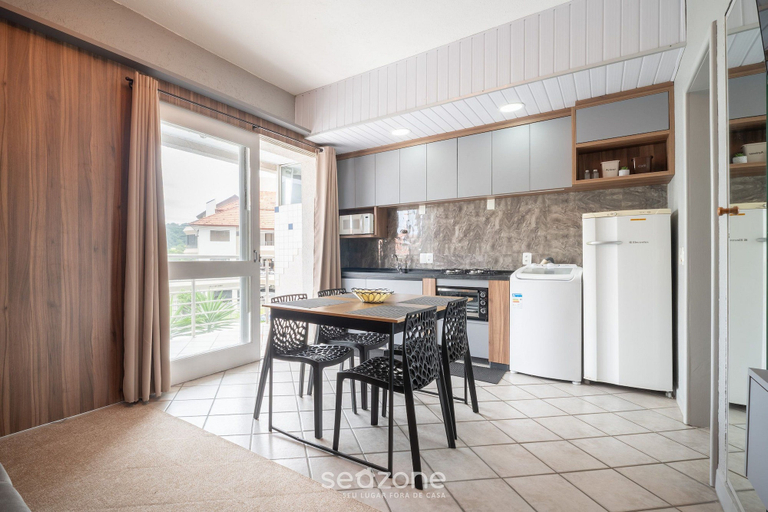 Others 4, Apt in Condo In Front of the Beach Ida0108, Florianopolis