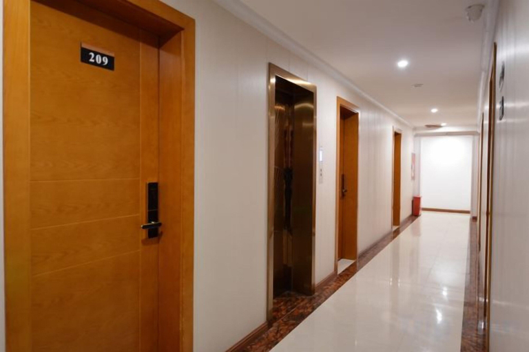 Others 5, Tiancheng Jiudian, Deyang