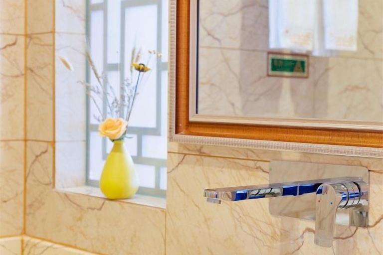 Bathroom 4, Polaris International Hotel, Hainan