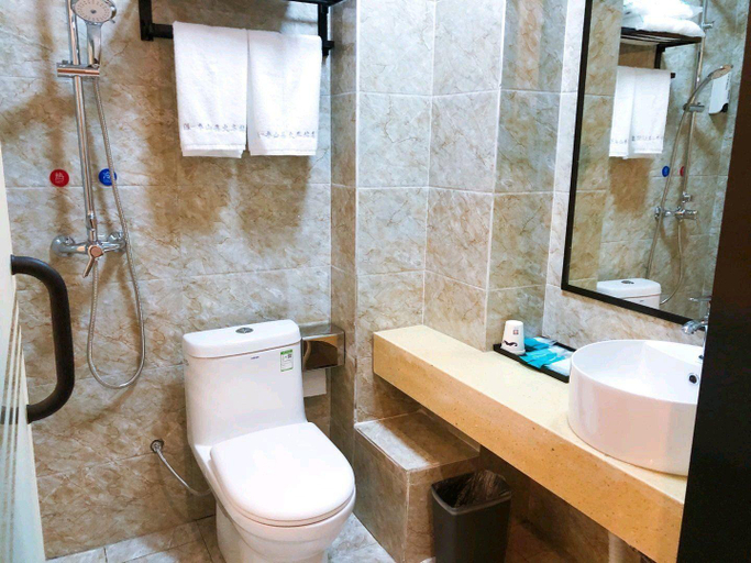 Bathroom 4, Pai Hotel Pingdingshan Lushan Railway Station, Pingdingshan