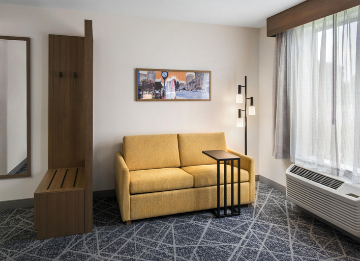 Others 5, Hampton Inn and Suites New Hartford/Utica, Oneida