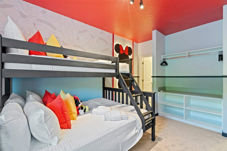 Others 4, Luxury 5suite Home Near Epic Universe, Orange