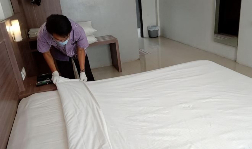 Bedroom 3, Alzara Hotel Syariah, West Jakarta
