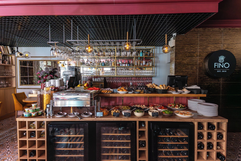 Food & Drinks 5, Apart Neptun, Gdańsk City