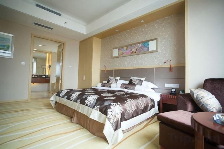 Bedroom 3, Huaxi Hotel, Dingxi