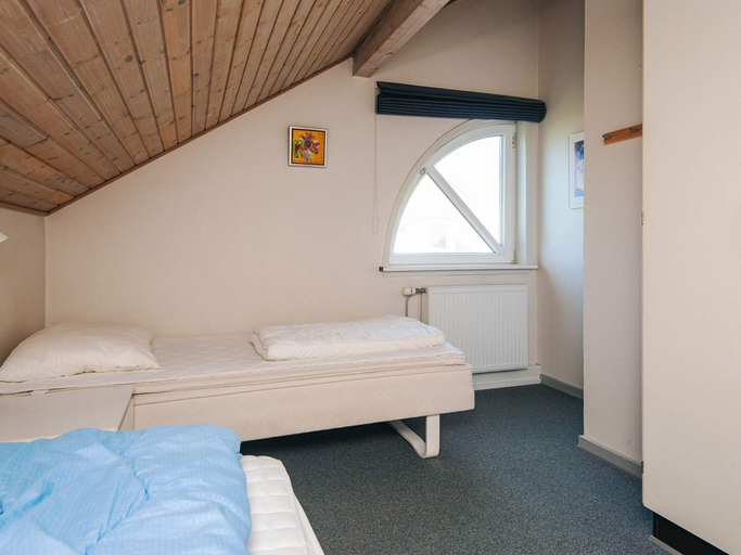 Bedroom 2, 6 Person Holiday Home in Romo, Tønder