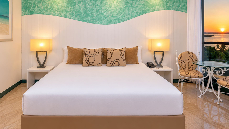 Bedroom 4, The Grand Oasis Cancun - All Inclusive, Benito Juárez