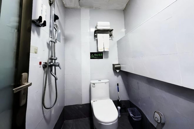 Bathroom 5, Shenzhen Huashang Hotel (Hongling Subway Station KKmall), Shenzhen