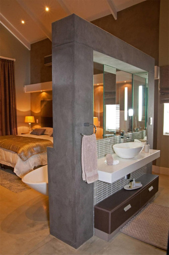 Bathroom, 94 On Rodger, Eden