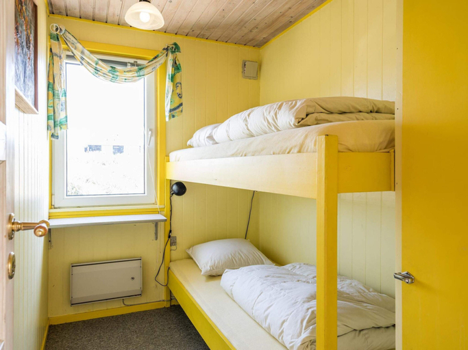 Bedroom 2, 6 Person Holiday Home in Henne, Varde