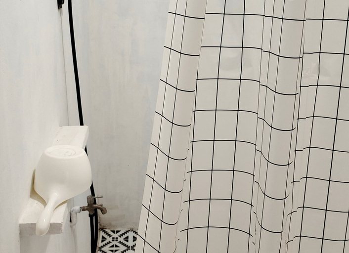 Bathroom, Malunggay Apartments, Mariveles
