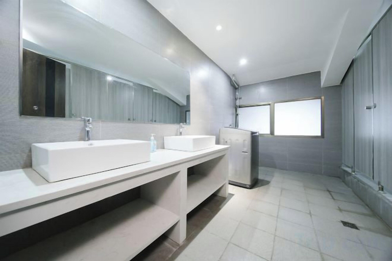 Bathroom, Ruixi International Hotel (Guang'an Railway Station Branch), Guang'an