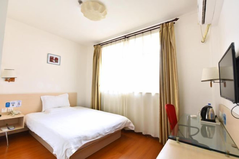 Bedroom 3, Hanting Hotel (Shanghai Lujiazui Zhangyang Road), Shanghai