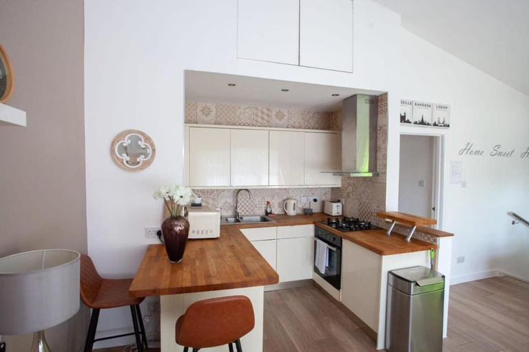 Others 5, Mosspark Boulevard Exec Apartment ii - Free Parking, Glasgow