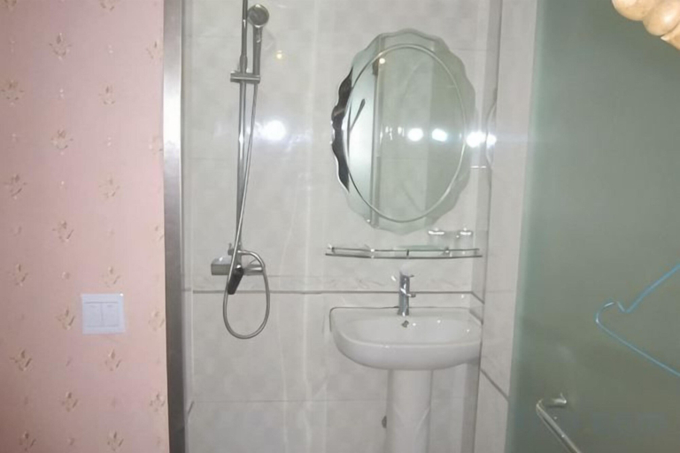 Bathroom, Jiangyang Business Hotel (Shanghai Jiamusi Road), Shanghai