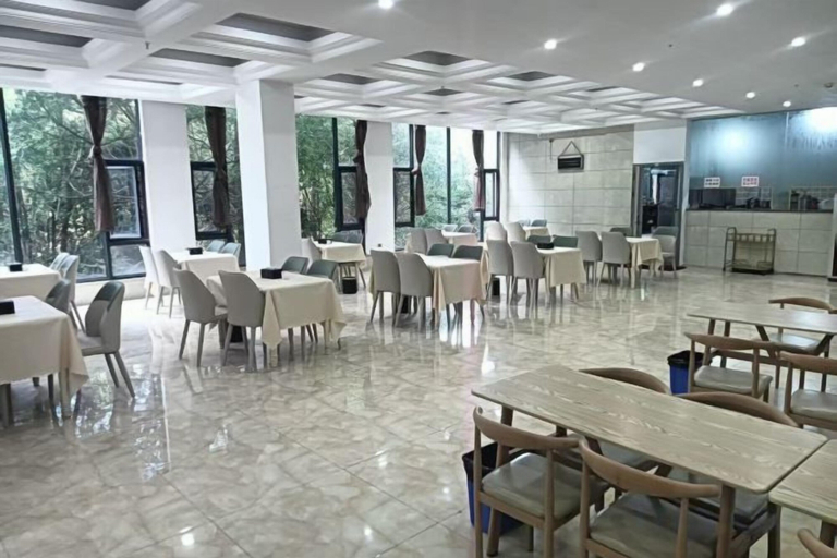 Food & Drinks 5, Paulolia Holiday Hotel, Liupanshui