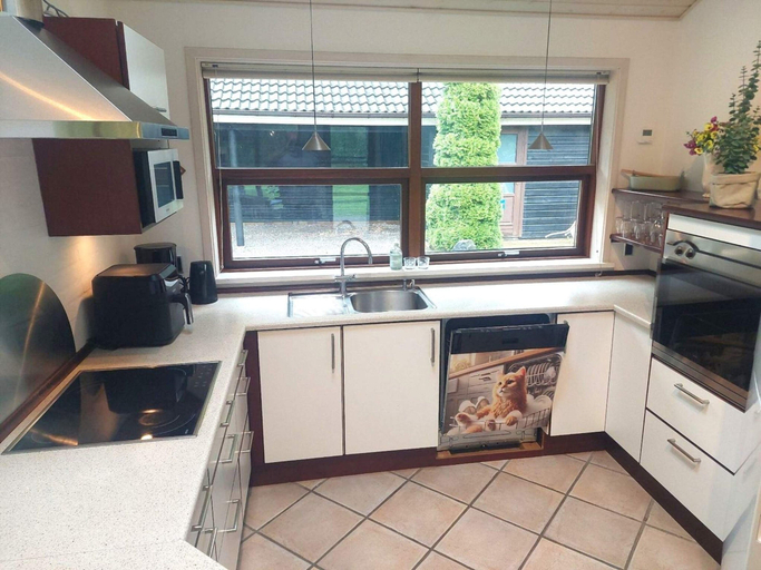 Others 4, 4 Star Holiday Home in Oksbol, Varde