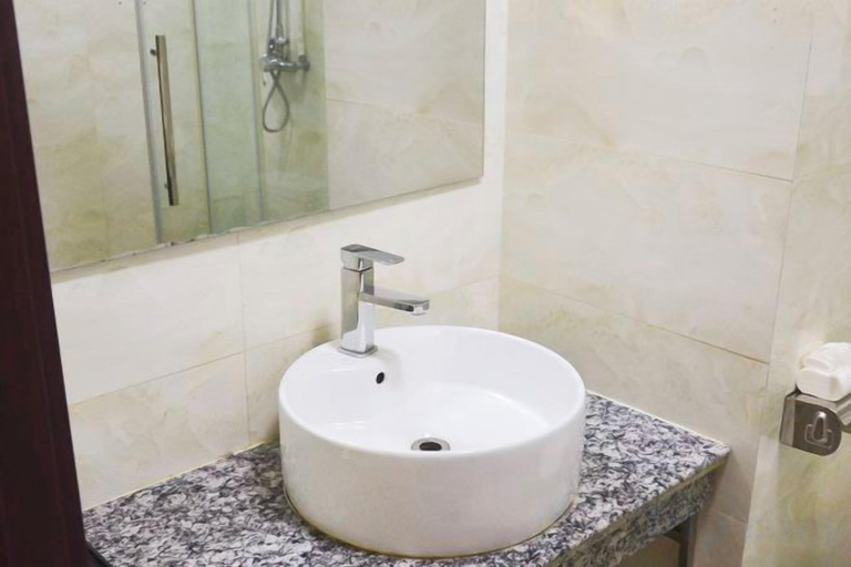 Bathroom 4, Lidu International Hotel, Chifeng