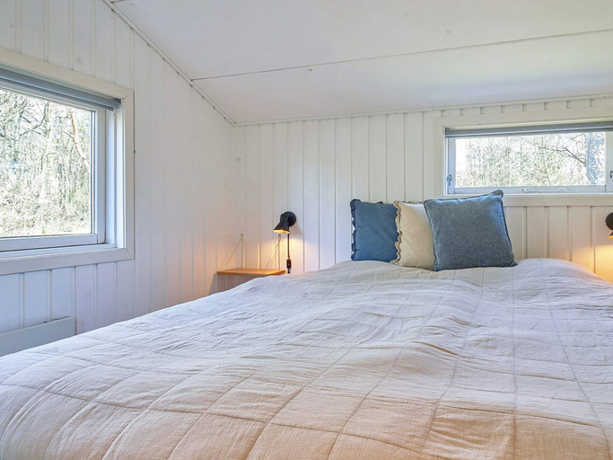 Others 5, 5 Star Holiday Home in Nexo, Bornholm