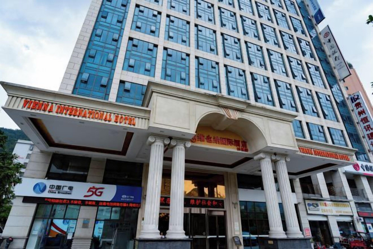 Exterior & Views 2, Vienna International Hotel (Liupanshui Shuicheng), Liupanshui