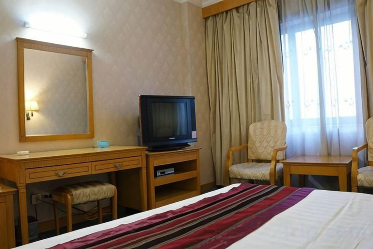 Bedroom 3, Yan'an Grand Hotel, Liuzhou