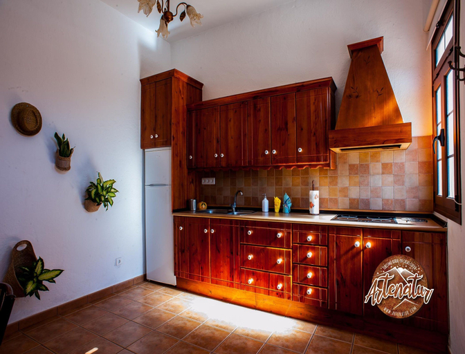 Others 3, Spacious Cave Home in Artenara, Las Palmas