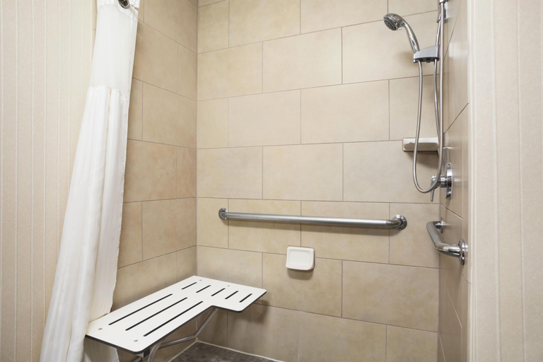 Bathroom 5, DoubleTree by Hilton Dallas - DFW Airport North, Irving