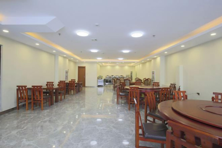 Food & Drinks 5, Fangzheng Golden Lake Hotel (High-speed Railway Station), Harbin