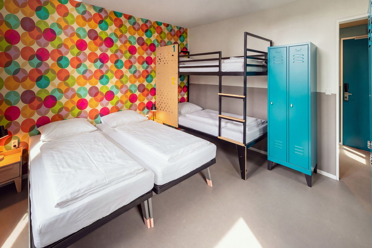 Bedroom 4, Stayokay Den Haag - Hostel, The Hague