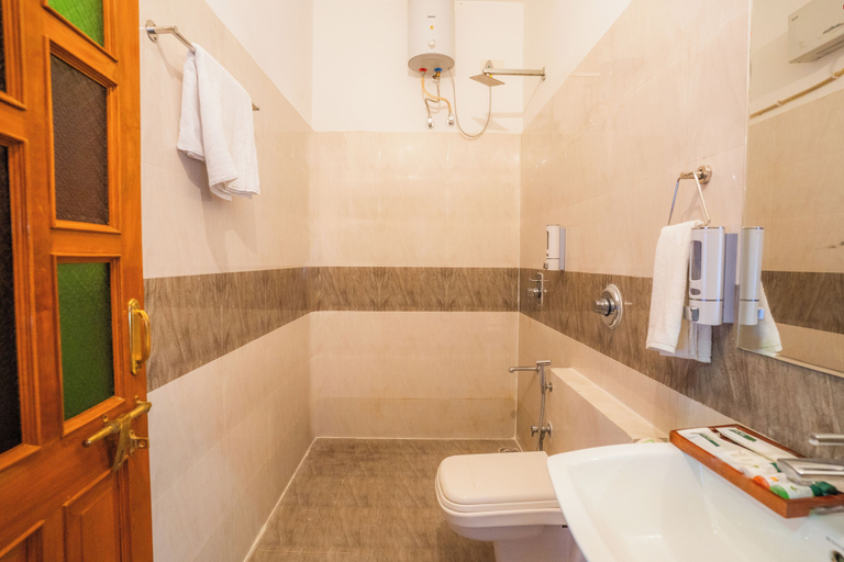 Bathroom 4, Hotel Tulsi Heritage, Jaisalmer