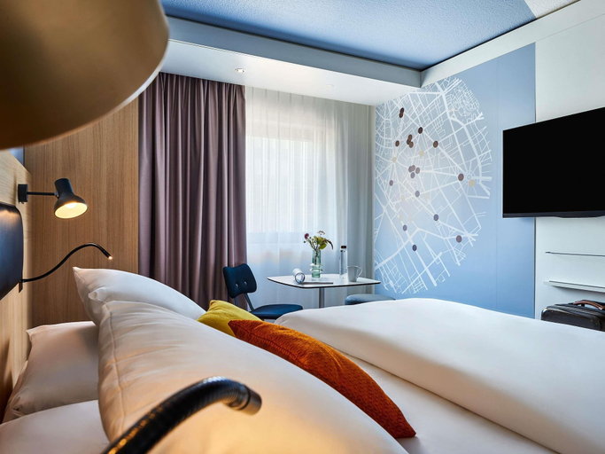 Bedroom 3, Mercure Paris Gare de Lyon TGV hotel, Paris