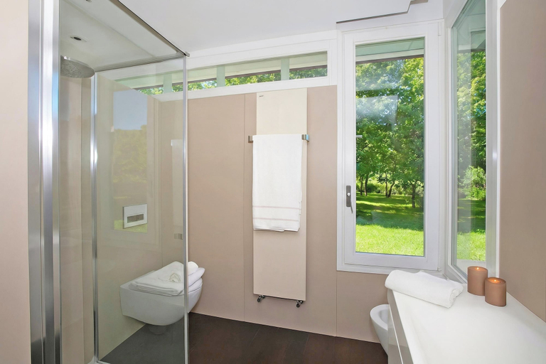 Bathroom 3, Villa Intelvi, Como