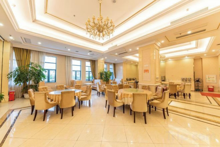 Food & Drinks 3, Vienna Hotel (Yingcheng Railway Station Haishan), Xiaogan