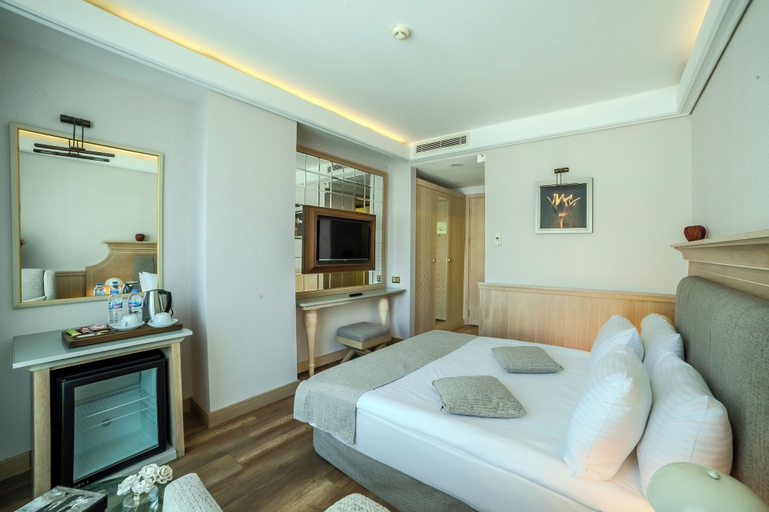 Bedroom 4, The Conforium Hotel, Zeytinburnu