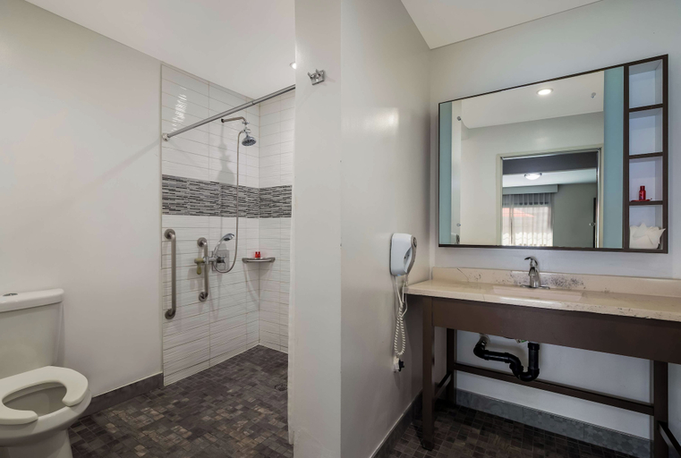 Bathroom 4, Sunset West Hotel, Surestay Collection By Bw, Los Angeles