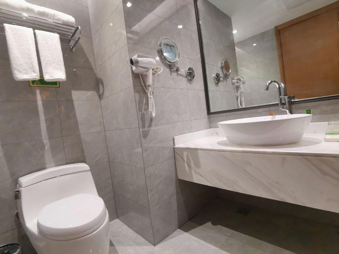 Bathroom 4, Vienna International Hotel, Loudi