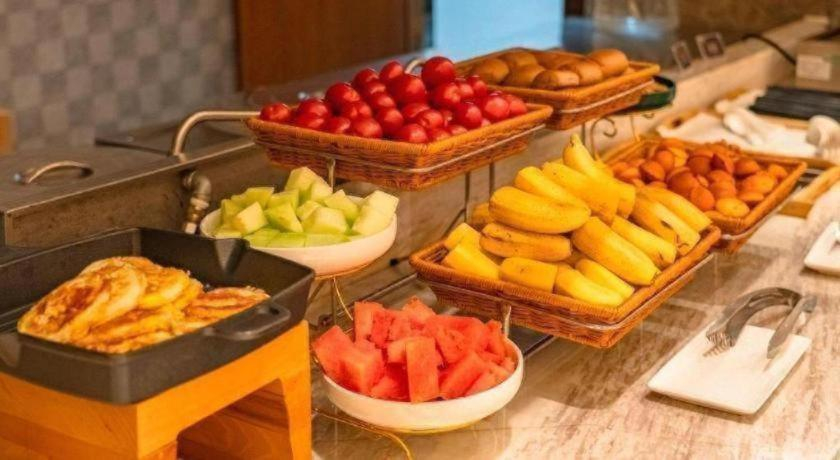 Food & Drinks 4, IU Hotels· Lanzhou Xike Station Huanghelou Branch, Lanzhou