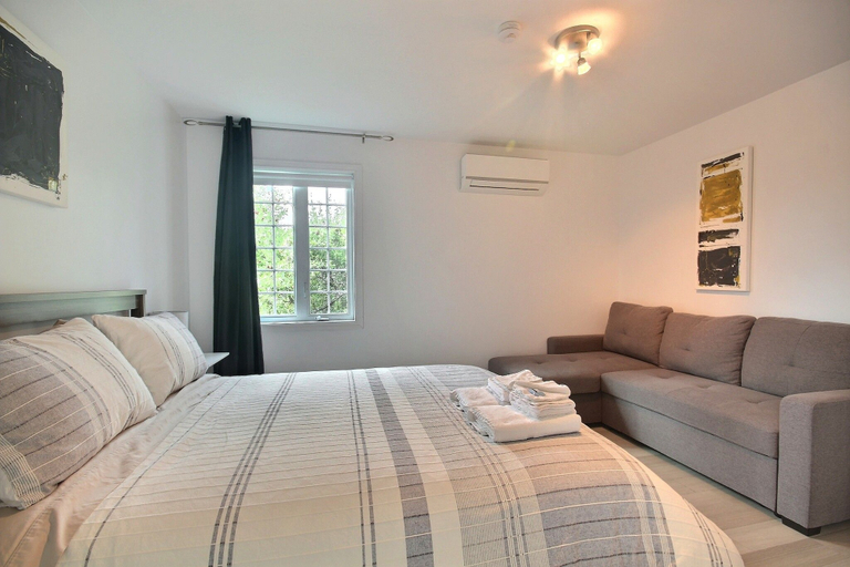 Bedroom 3, Aubergélit, L'Islet