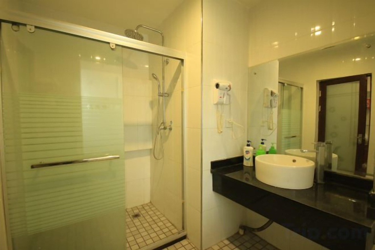 Bathroom 4, Kaimei Business Hotel, Zhongshan