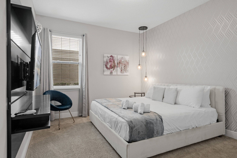 Others 2, 11br Near Disney Private Pool, spa & Cinema, Osceola