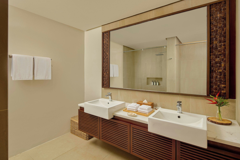 Bathroom 5, The Farm at San Benito, Autograph Collection, Lipa City