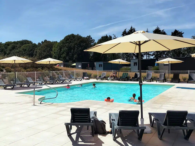 Others 1, 2-bedroom Family Chalet in Malansac, Morbihan