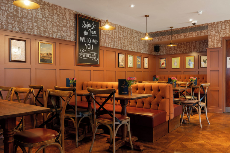 Food & Drinks 5, The White Hart Hotel, London